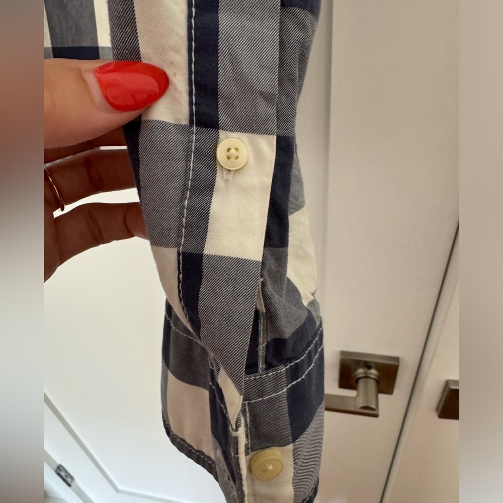 Abercrombie & Fitch Button Up - image 6